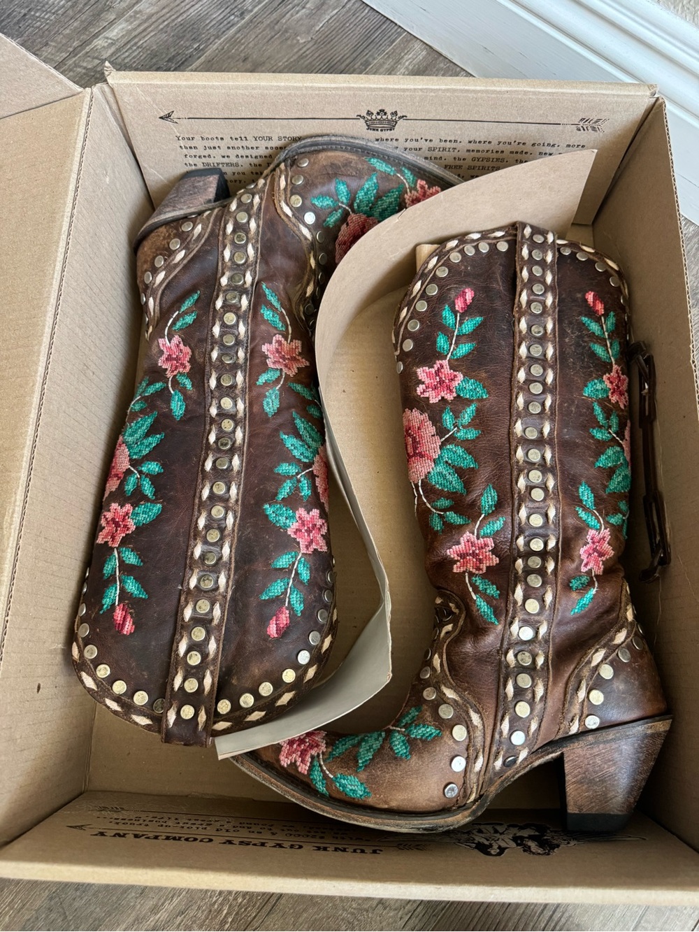 Junk Gypsy Lane Wild Stitch Boots 7 Brown Leather Floral Studded Western Cowgirl
